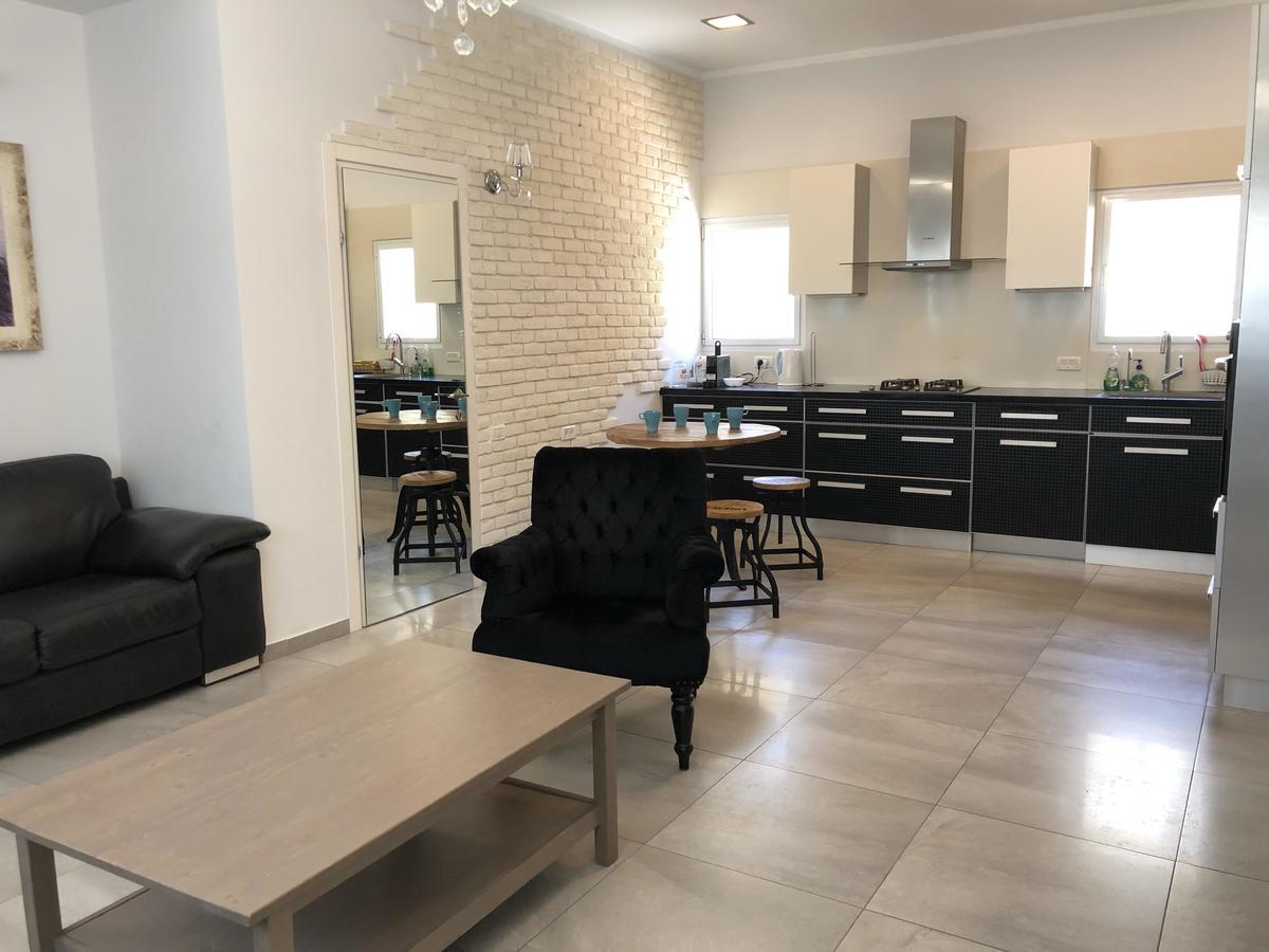 Miraks Penthouse Appartamento Tel Aviv Esterno foto